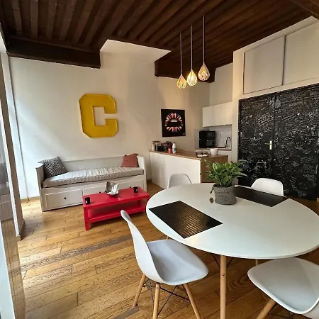 Le Cocon De Jacquard With Breakfast Apartment